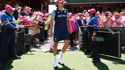 球联赛中屡 球联赛中屡